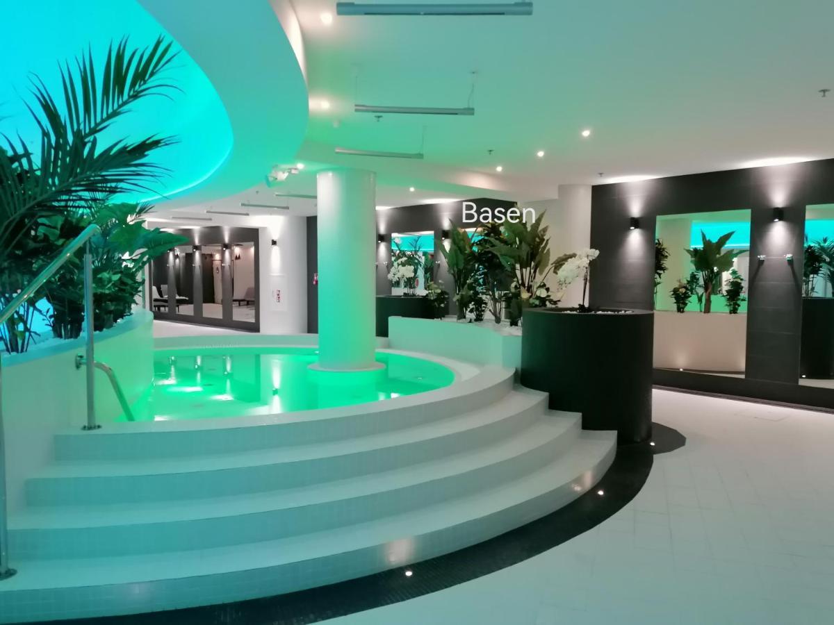 Szczecin Hanza Tower Apartment-Basen Екстериор снимка